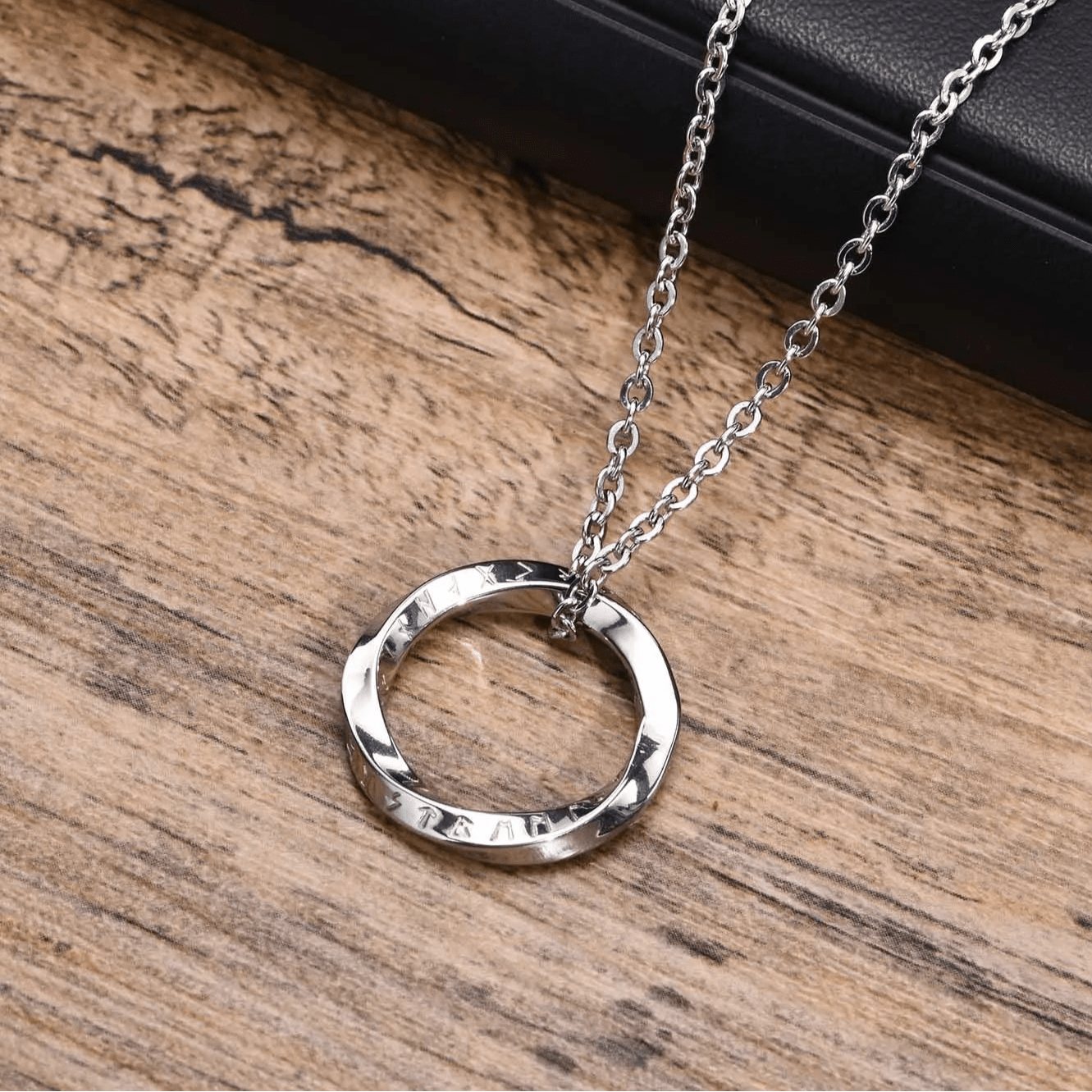 Mobius Viking Rune Ring Necklace - Draugr